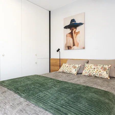 아파트 Comfort - Hillhouse By Mw Estates Self Check-in 24h 브로츠와프
